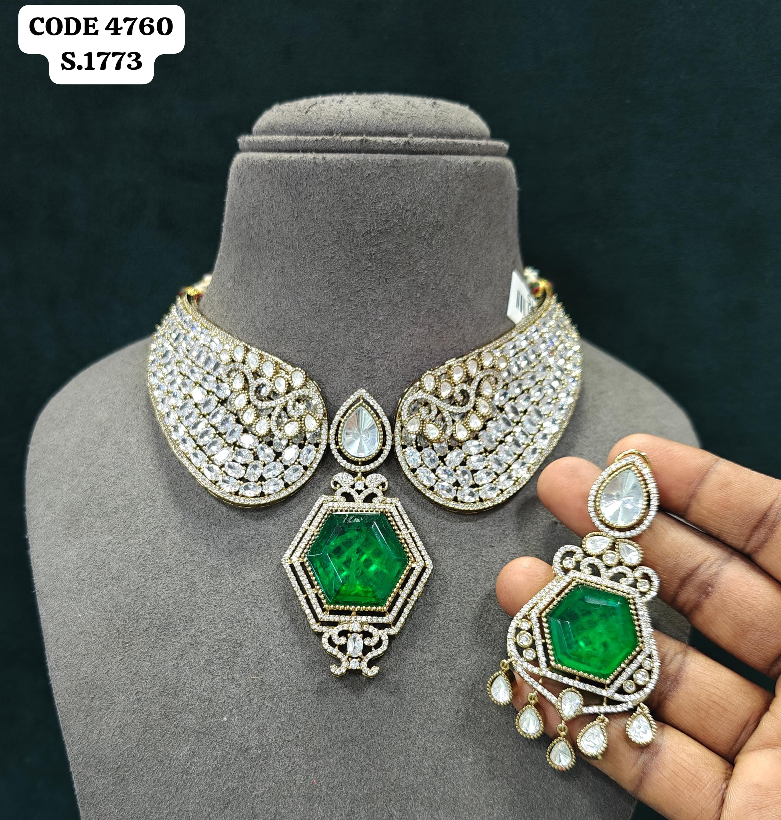 Necklace Set 049